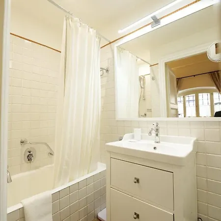 Campo De Fiori Elegant Appartement